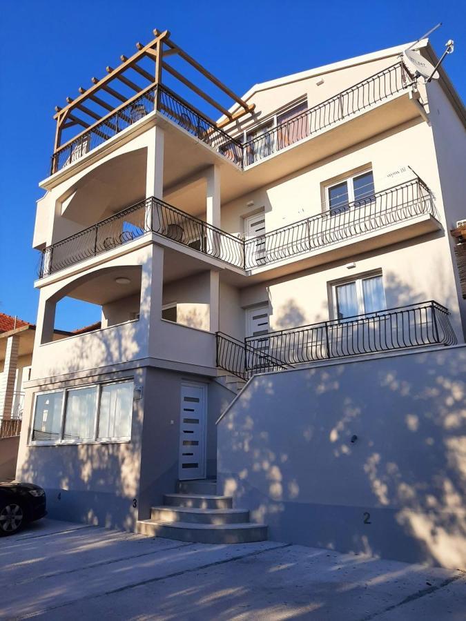Pink Paradiso Apartment Rogoznica  Ngoại thất bức ảnh